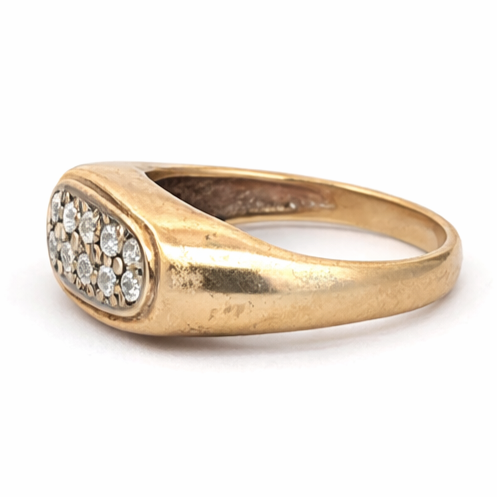 Diamond cluster signet ring in 10k yellow gold