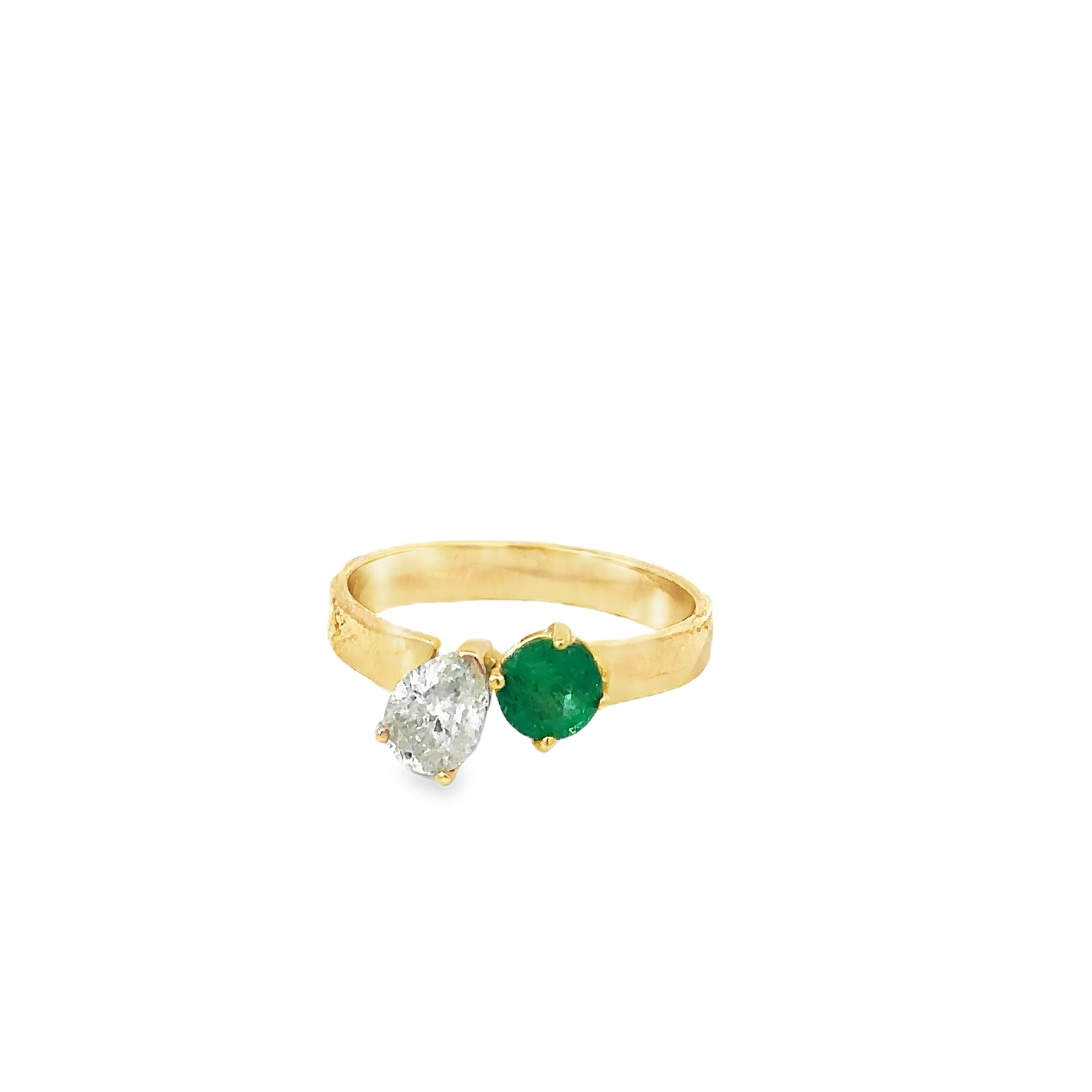 Diamond and emerald toi et moi ring set in 14k yellow gold - SLV original design pear diamond