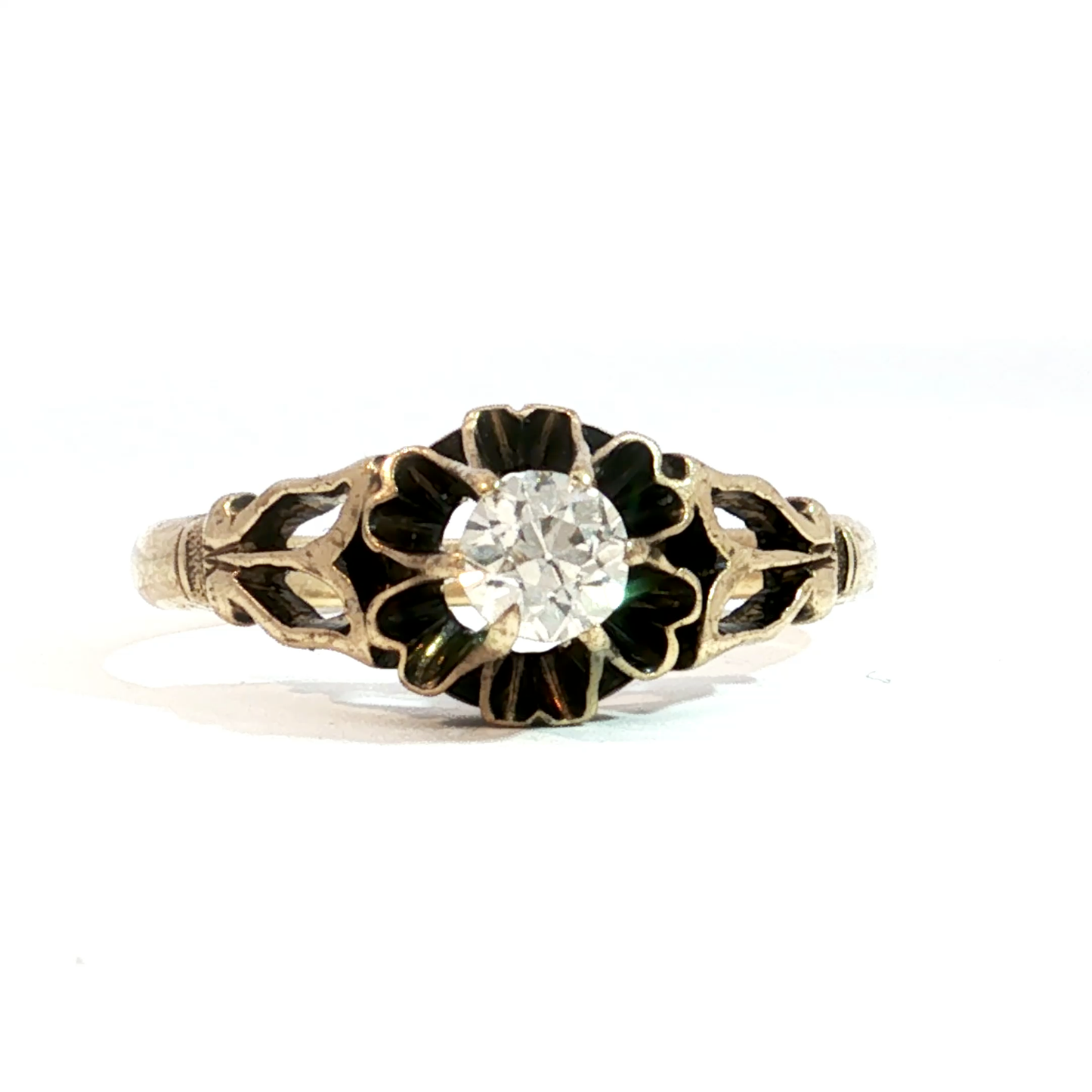 Vintage-Inspired Diamond Floral Solitaire Ring in Yellow Gold