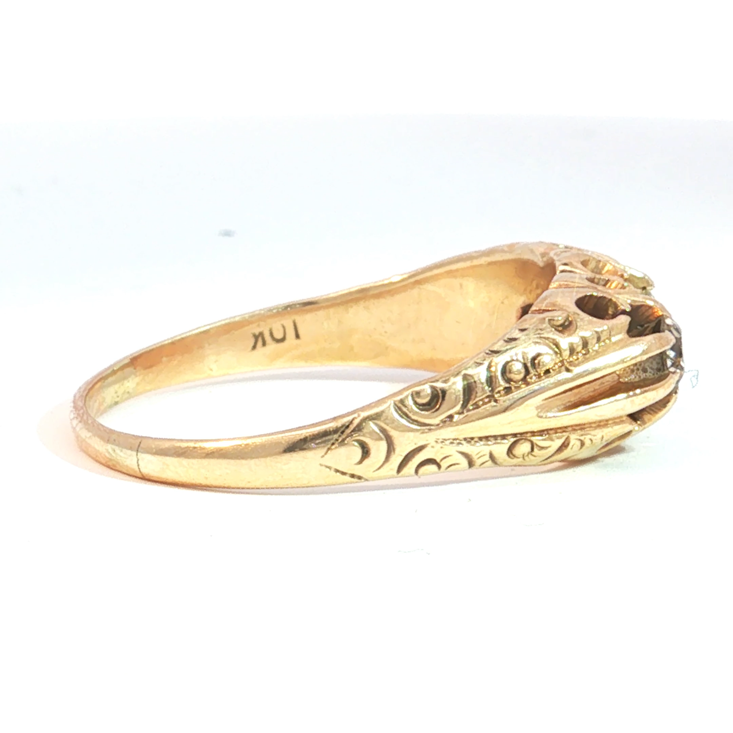 Antique Victorian Three-Stone Diamond Ring in 10k Yellow Gold
