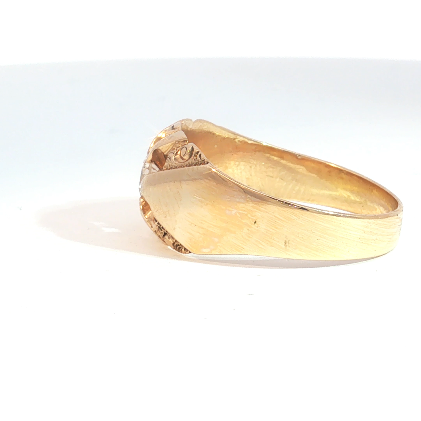Antique Victorian Belcher Set Diamond Ring