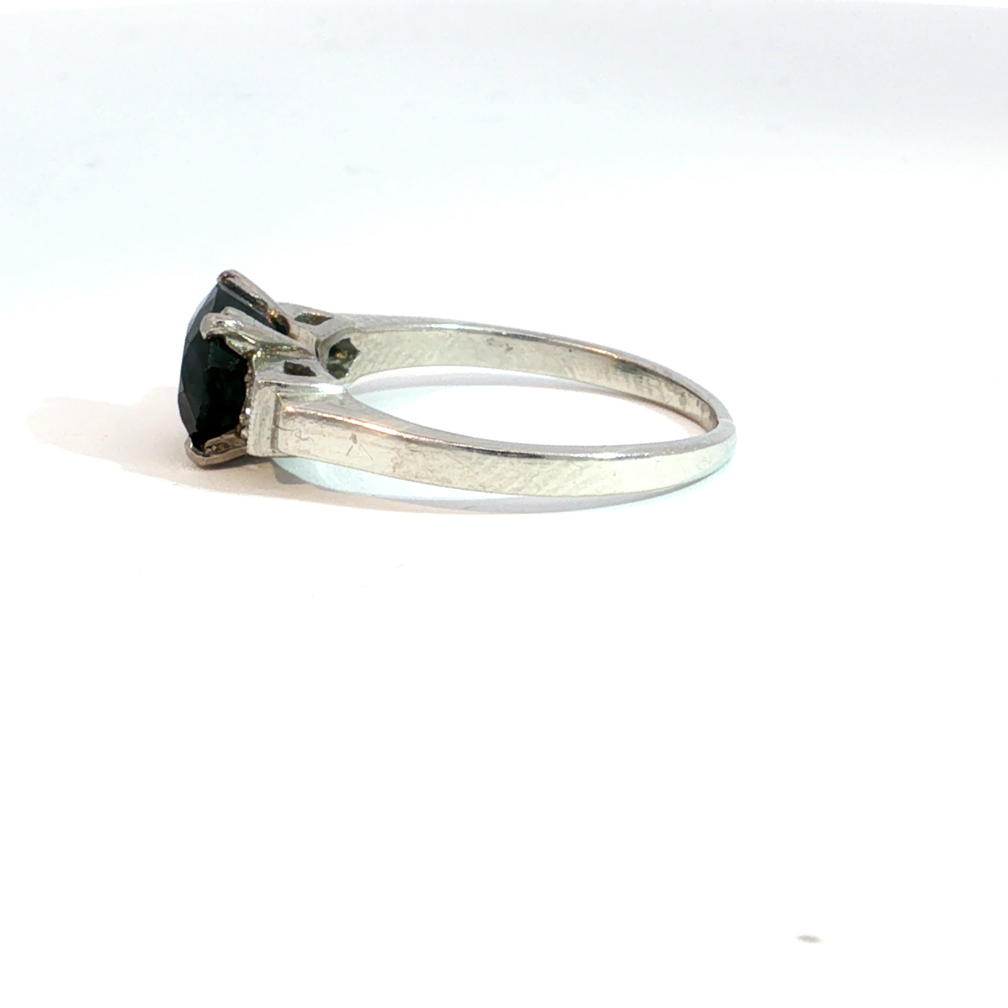 Vintage Platinum Sapphire and Diamond ring
