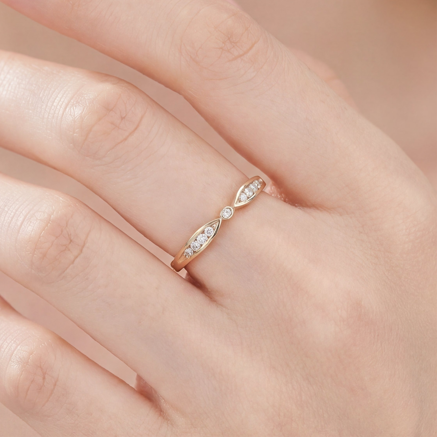 Vintage cinched natural diamond stacker in 14k yellow gold