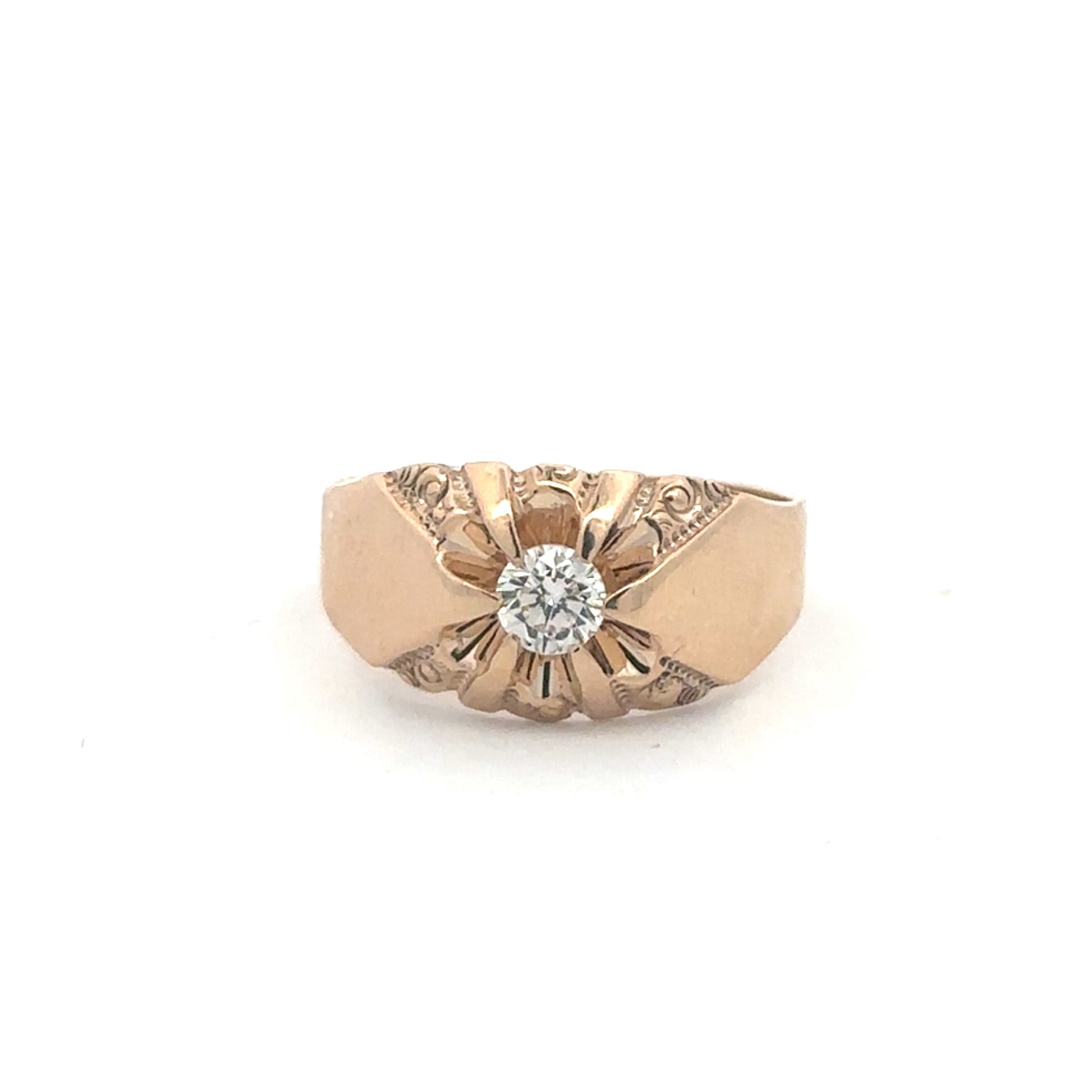 Antique Victorian diamond Belcher ring in 14k yellow gold, featuring intricate design and vintage craftsmanship.