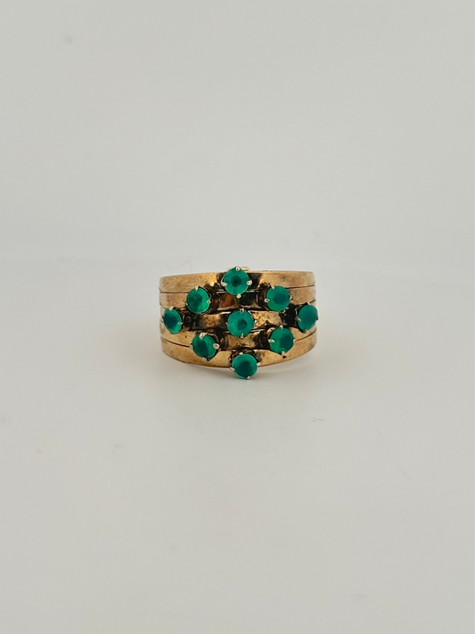 Antique green onyx harem ring in 8k yellow gold