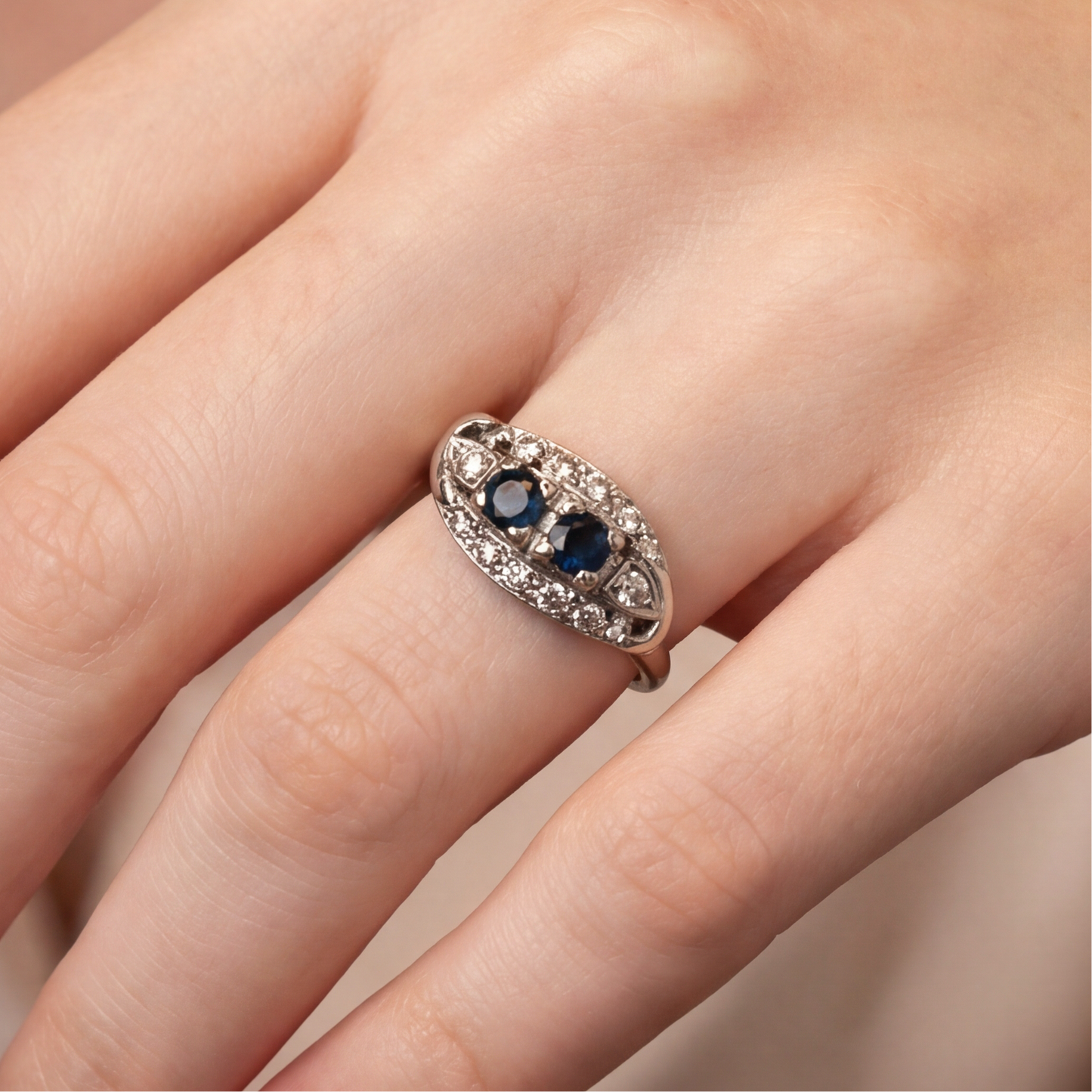Vintage Diamond and sapphire art deco cocktail ring