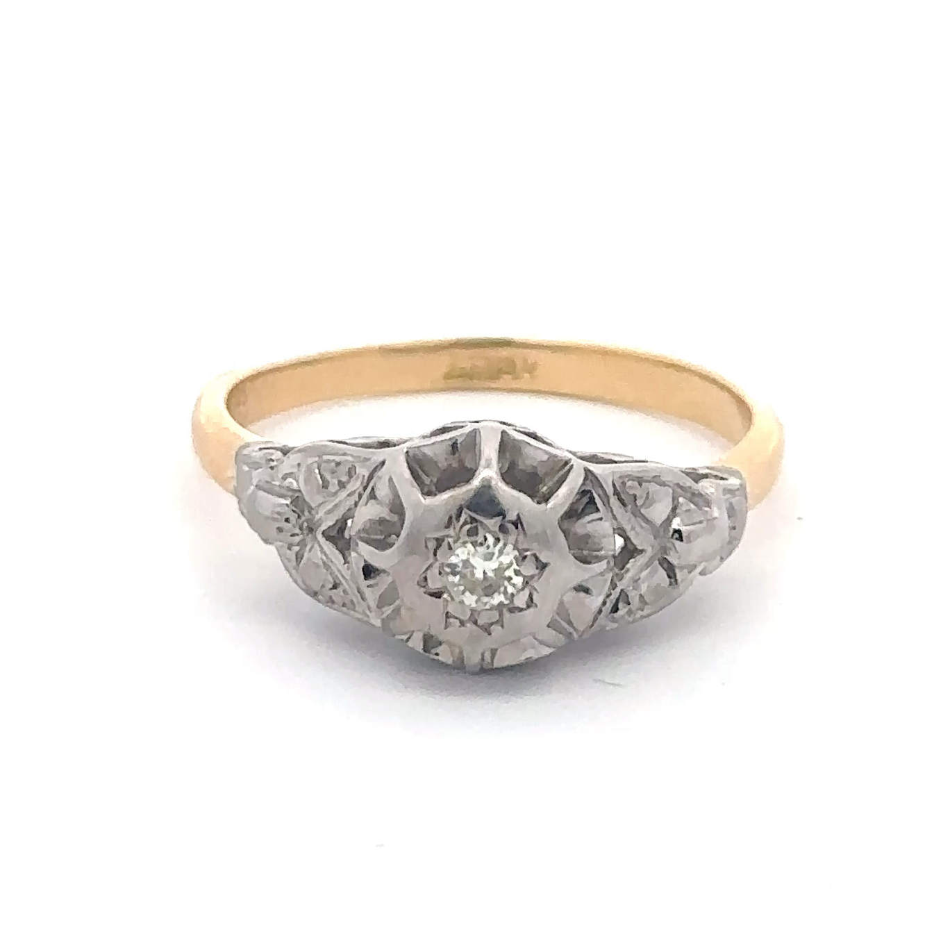 Antique early 1900s two toned diamond ring in 18k gold