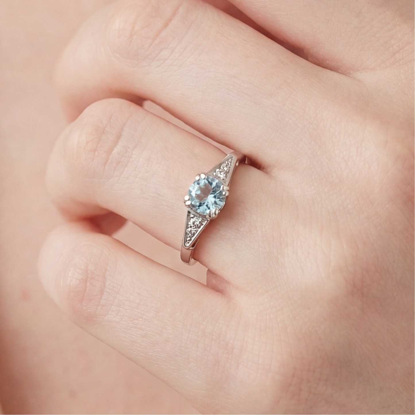 Vintage aquamarine and diamond ring in 14k white gold