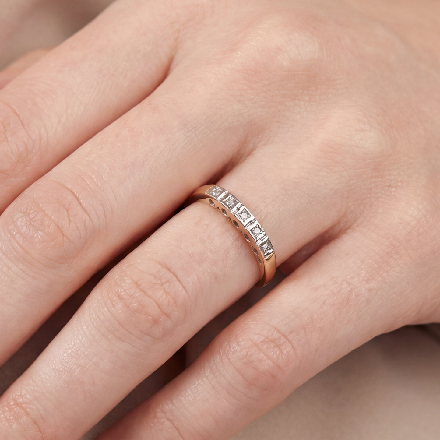 Vintage two toned natural diamond stacker in 14k gold