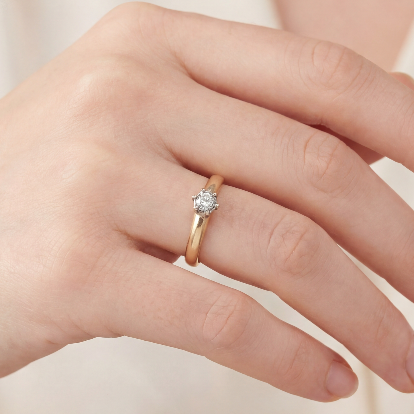 Vintage natural diamond solitaire in 9k gold