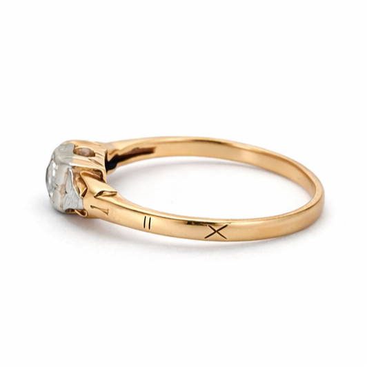 Vintage 1940s two tone diamond solitaire ring in 14k gold