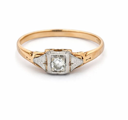 Vintage 1940s two tone diamond solitaire ring in 14k gold