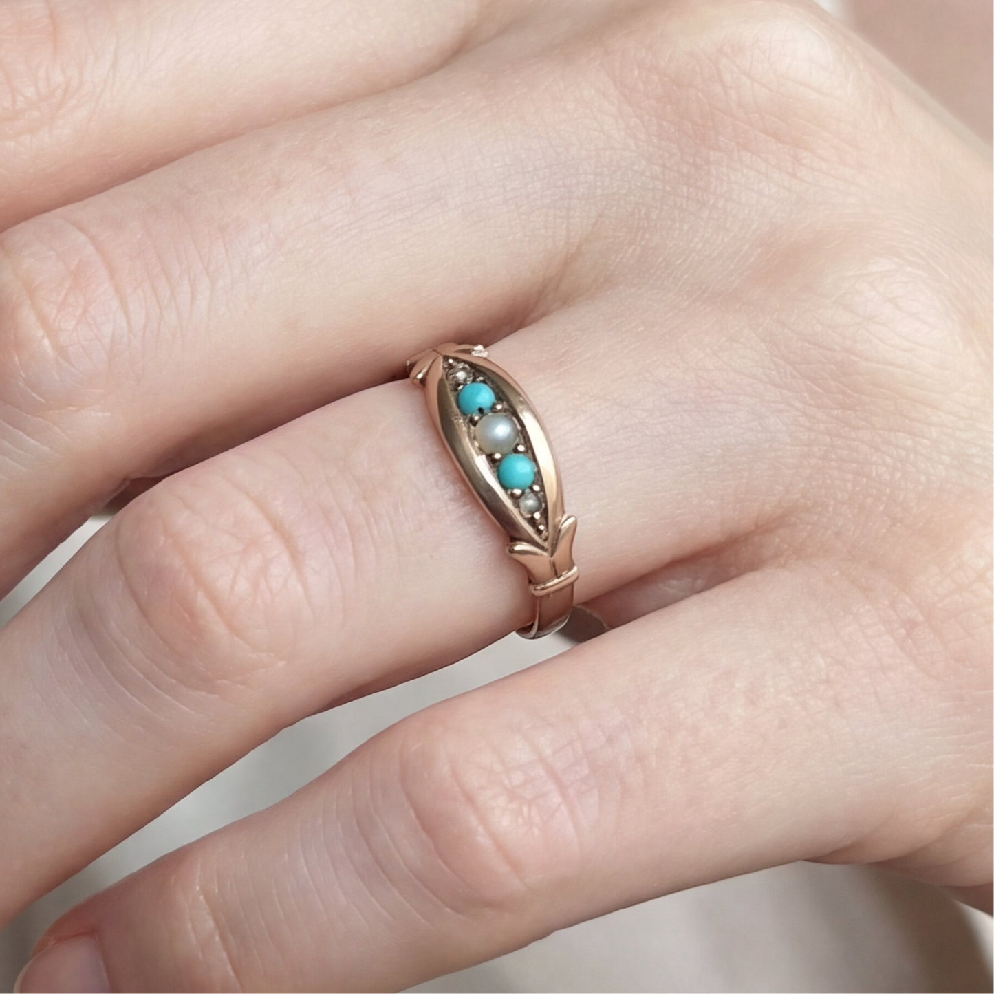 Antique Victorian turquoise and seed pearl ring in 9k yellow gold