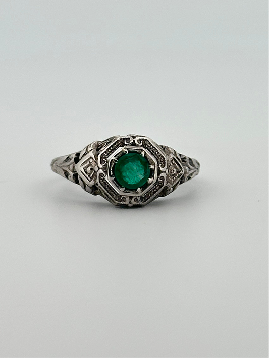 antique art deco natural emerald ring in 18k white gold