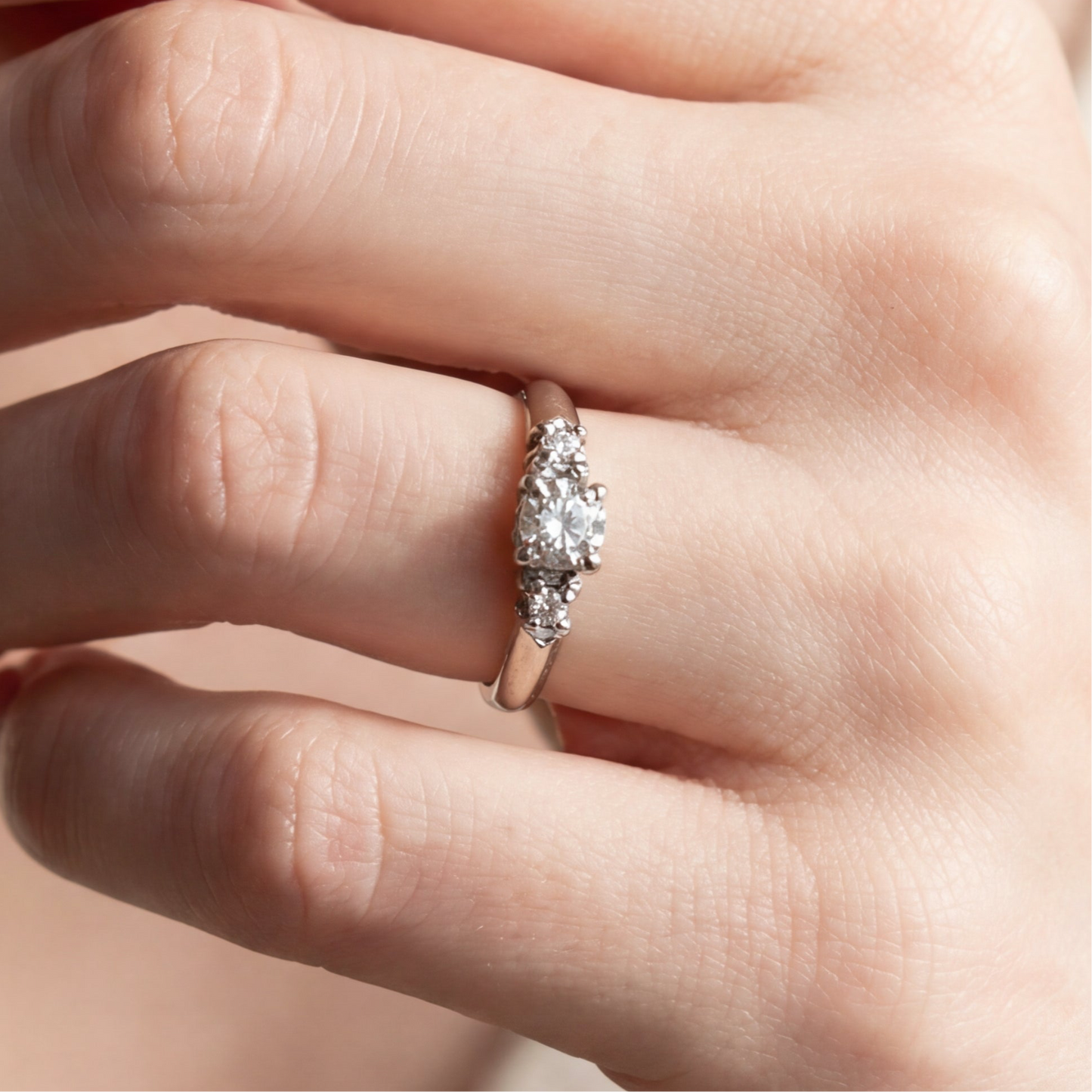 Vintage white gold and diamond ring circa 1940s