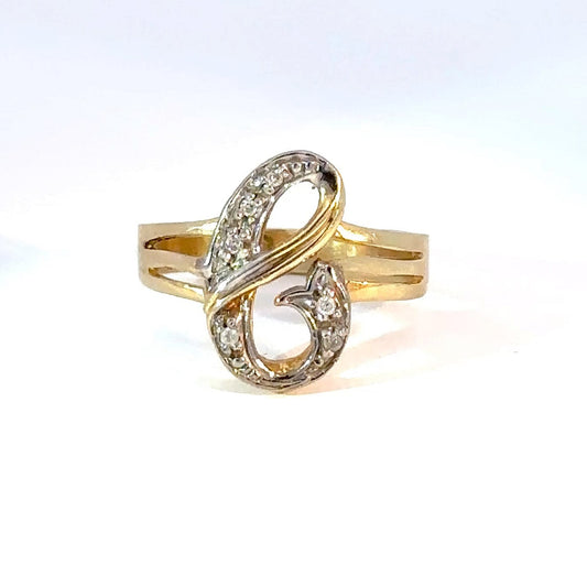 Vintage “C” initial ring with diamond pave in 14k gold