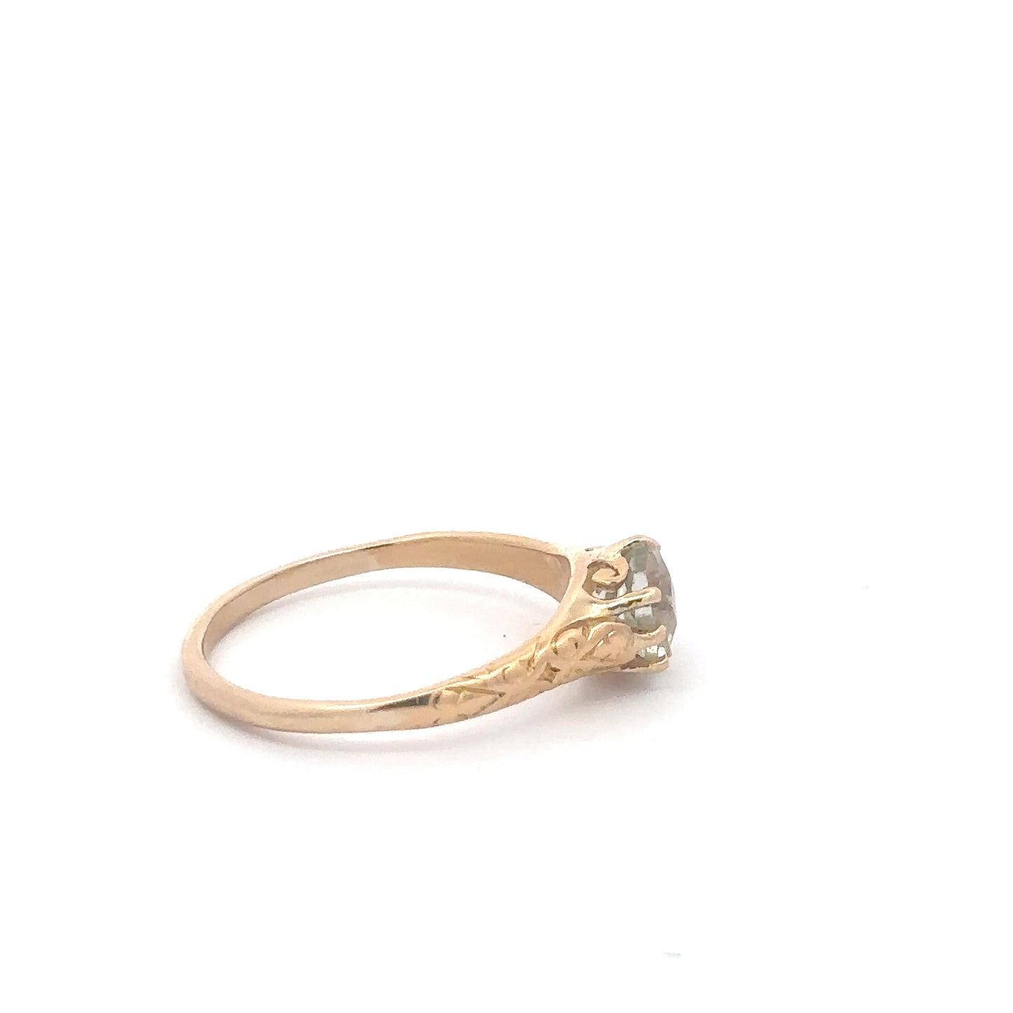 Antique Victorian green amethyst ring in 14k yellow gold