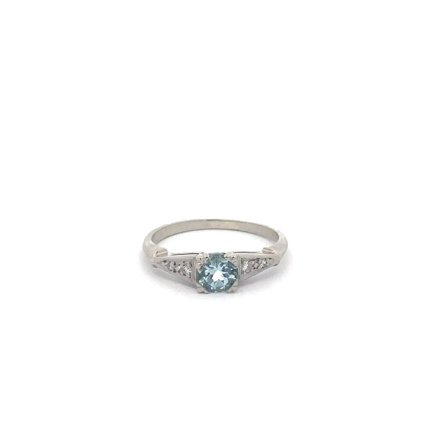 Vintage aquamarine and diamond ring in 14k white gold