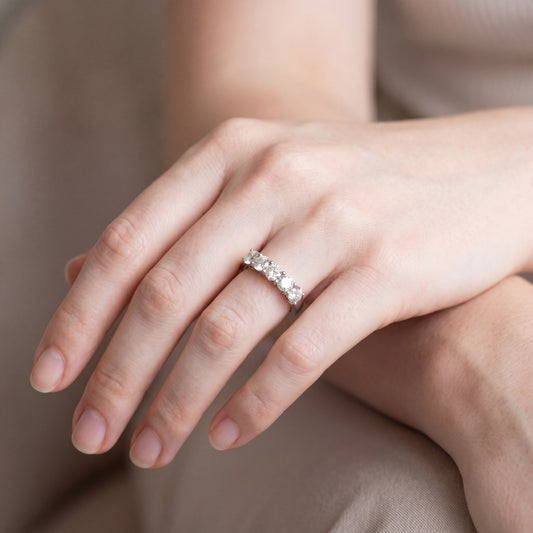 Vintage 1.5ct natural diamond band in 14k white gold, showcasing elegant craftsmanship and sparkling diamonds.