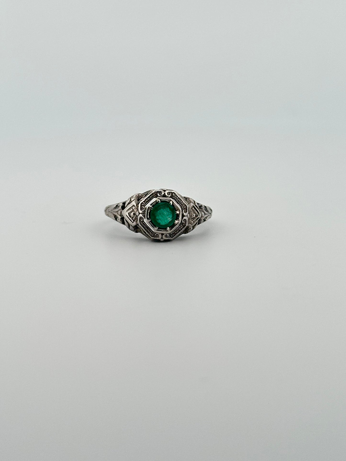antique art deco natural emerald ring in 18k white gold
