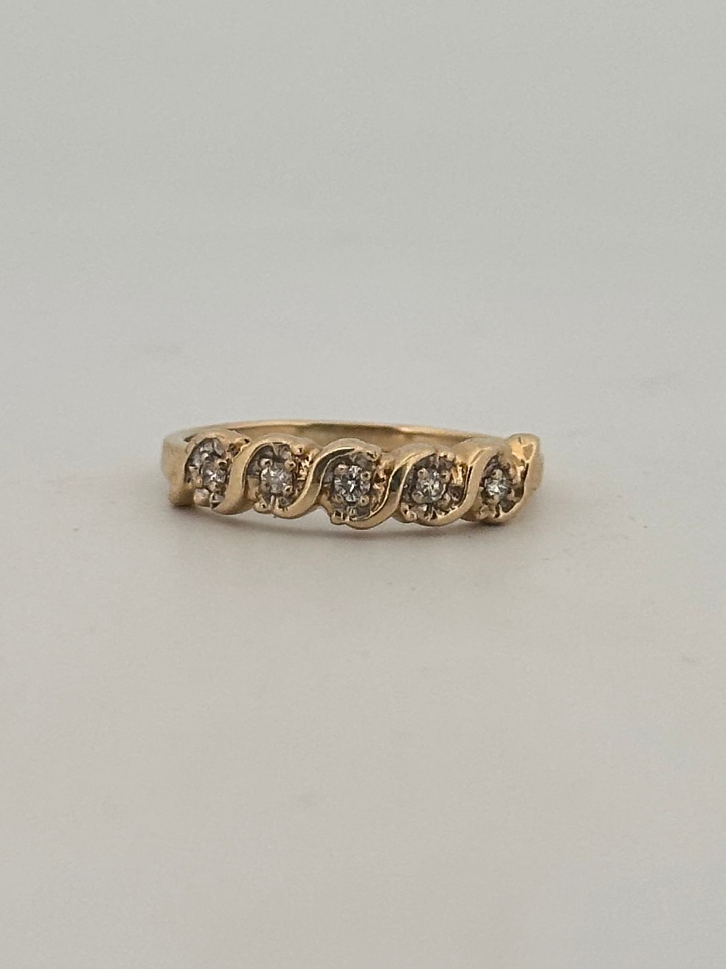 Natural diamond stacker in 10k yellow gold