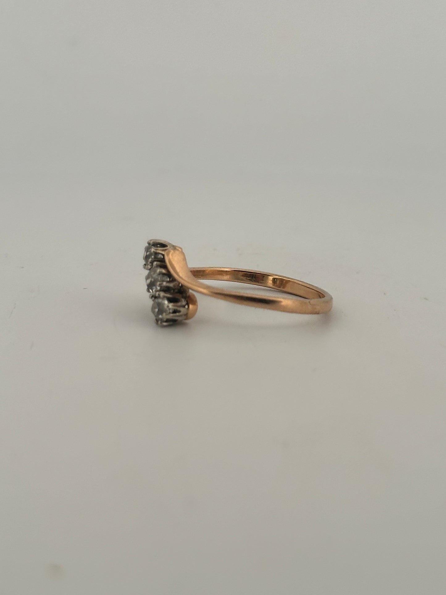 Antique Victorian old mine cut trilogy ring in 14k yellow gold