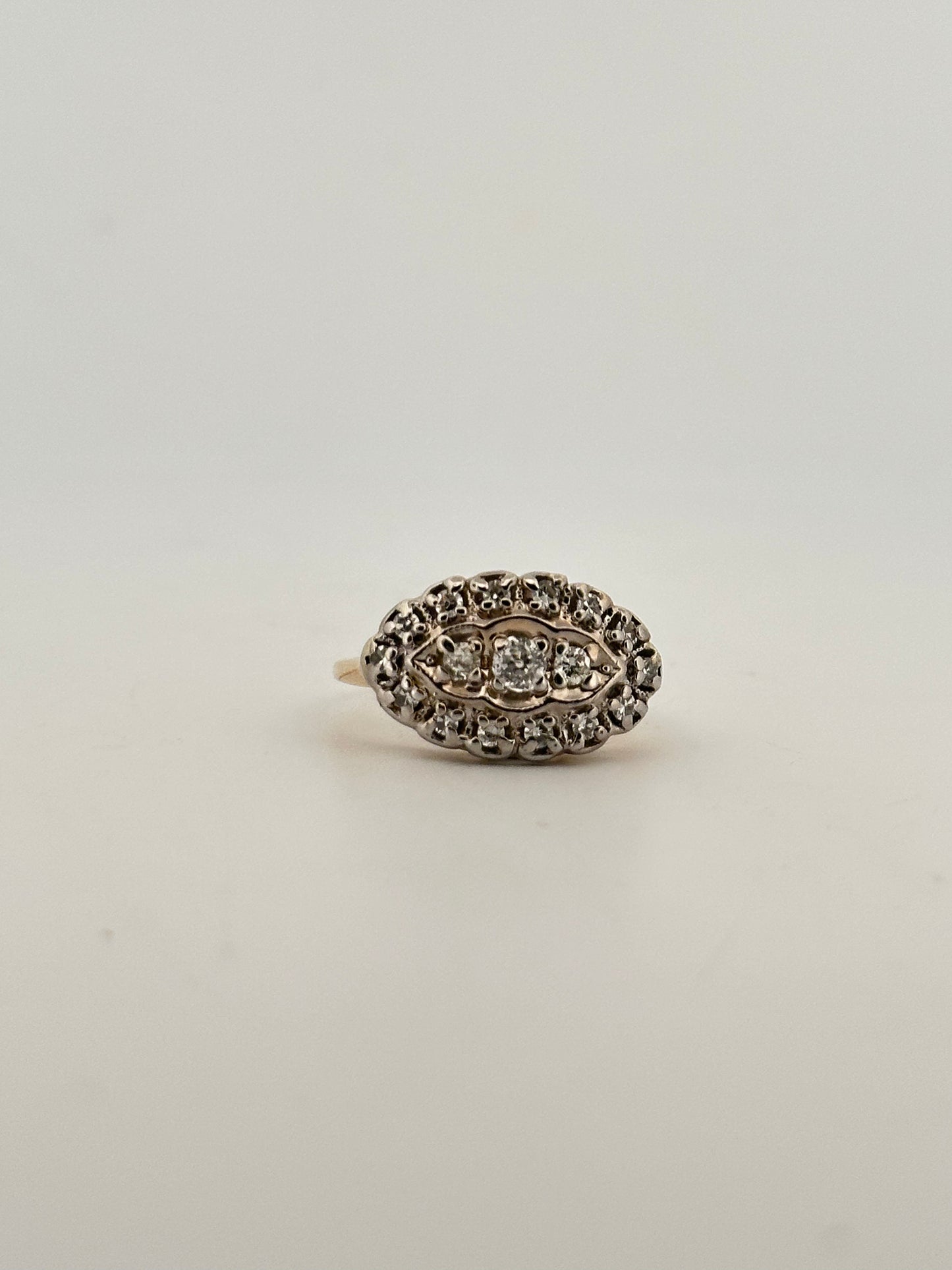 Vintage natural diamond dinner ring in 14k gold circa 1930s