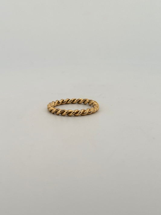 Vintage twisted cable band in 14k yellow gold