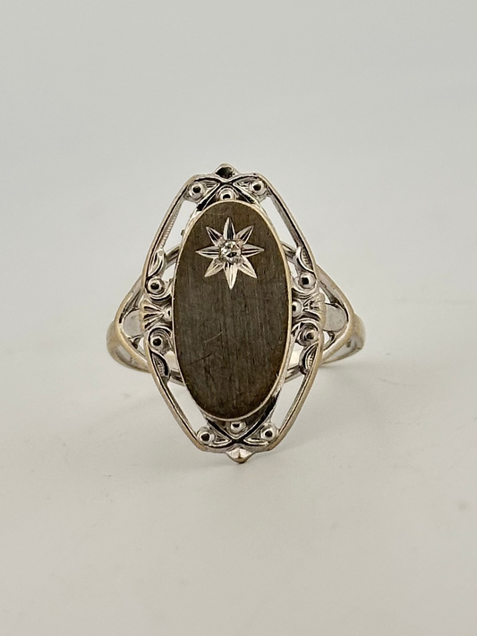 Vintage Diamond signet ring circa 1970s in 14k white gold
