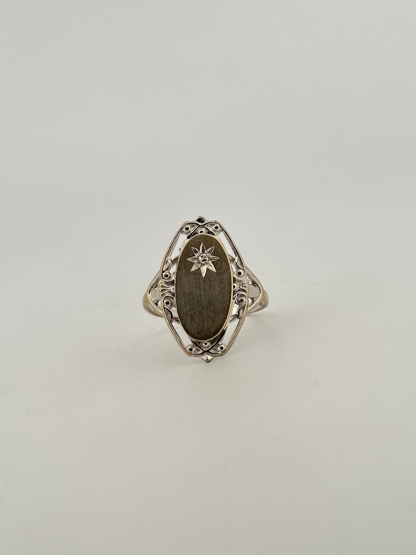 Vintage Diamond signet ring circa 1970s in 14k white gold
