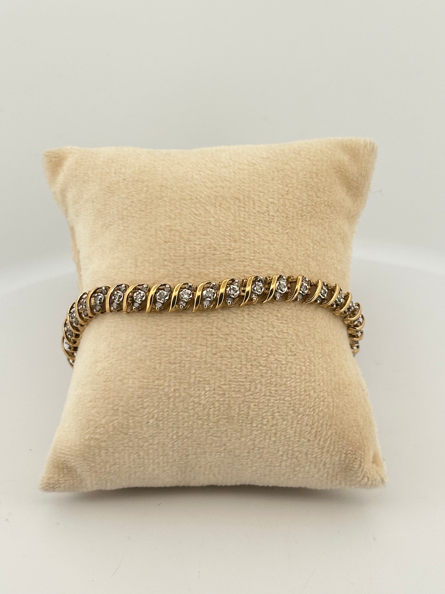 Vintage natural 2.80ct diamond tennis bracelet in 10k gold